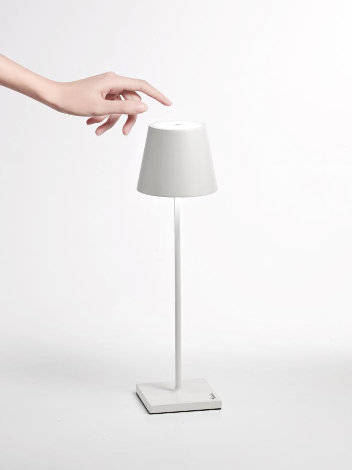 Rossini Siesta Lampada Da Tavolo Led Ricaricabile Per Esterno