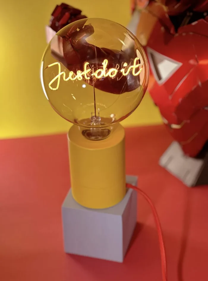 giallo pop MITB Porta Lampada Da Tavolo Pop Giallo non dimmerabile