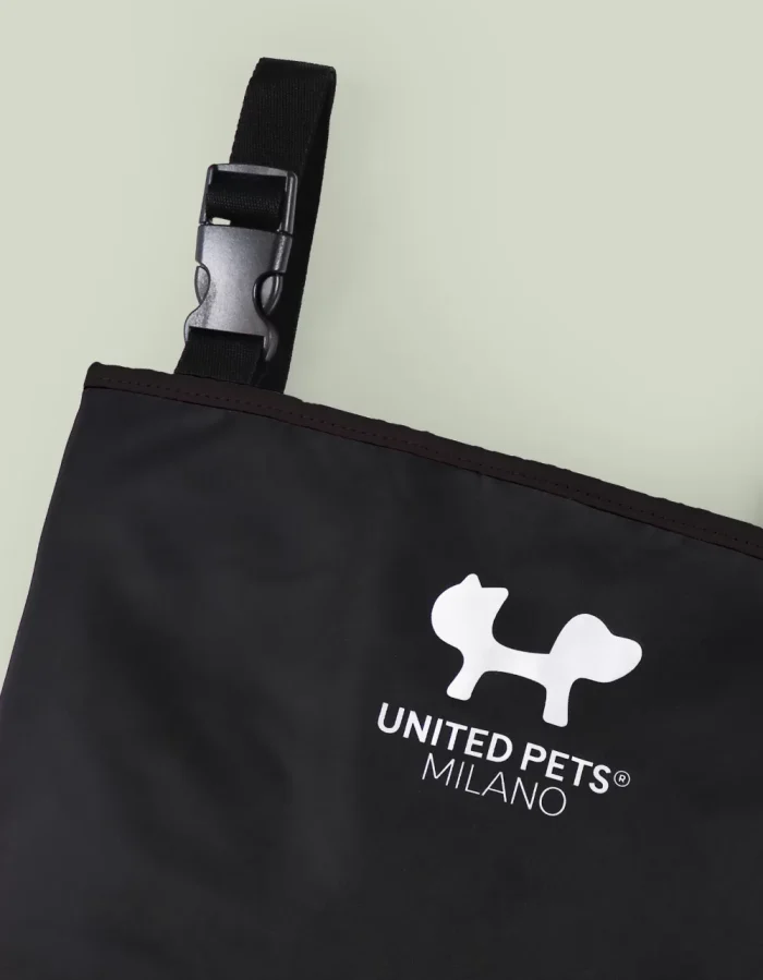 UPTU1602NV_3 United Pets Urban Pet Car Mat ECO coprisedili per auto in rPET large nero/verde