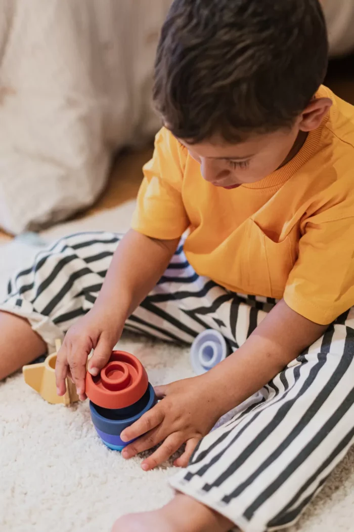 Little L gioco scomponibile silicone navicella spazione blu e arancione