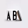Design Letters Barattolo in porcellana c/coperchio in legno - Lettere ABCD