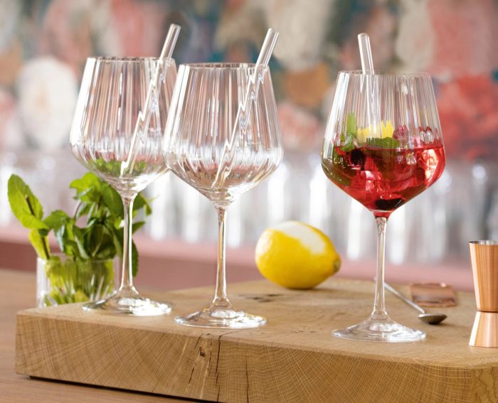 Riedel Tastes good gin&tonic set 4 bicchieri con 4 cannucce