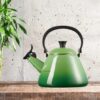 Le Creuset Bollitore Kone 1,6L - bamboo green