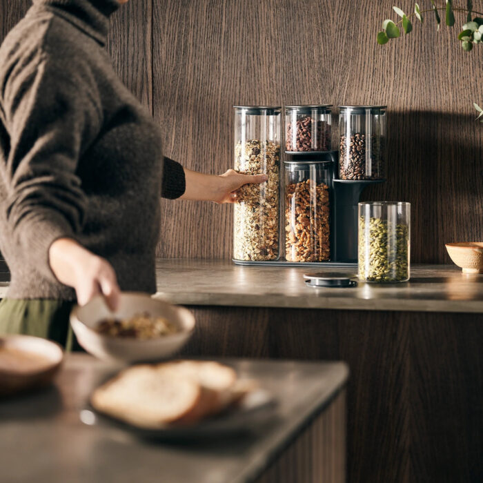 Joseph Joseph PODIUM 100 Set di 5 contenitori vetro con stand