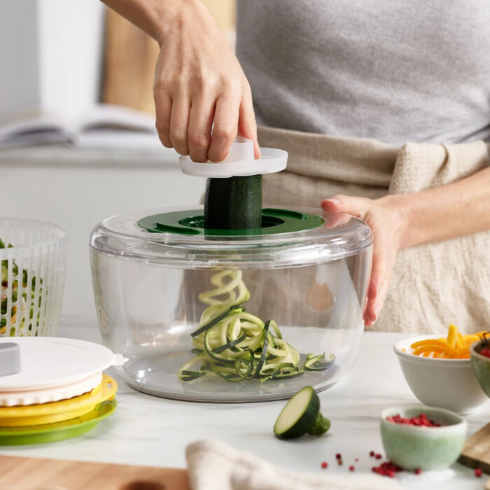 Joseph Joseph Set insalata preparazione