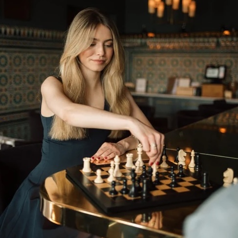 Printworks CHESS "Anna Cramling" scacchi gioco