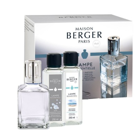 maison-berger-essentielle-carree-cofanetto-lampada-2-ricariche-250ml-1.jpeg Maison Berger ESSENTIELLE CARREE cofanetto lampada + 2 ricariche 250ml