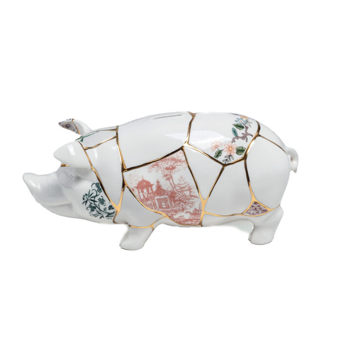 seletti-kintsugi-piggy-bank-salvadanaio-in-porcellana-bianco-oro-multicolor-3.jpg Seletti KINTSUGI PIGGY BANK Salvadanaio in porcellana - bianco/oro/multicolor