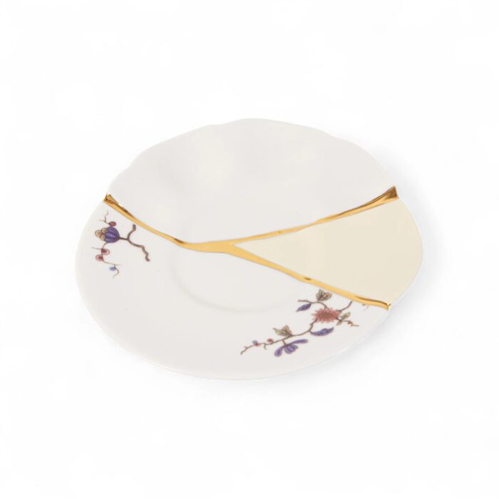 seletti-kintsugi-tazza-the-con-piattino-nr.2-bianco-multicolore-5.jpg Seletti KINTSUGI Tazza thè con piattino nr.2 - bianco/multicolore