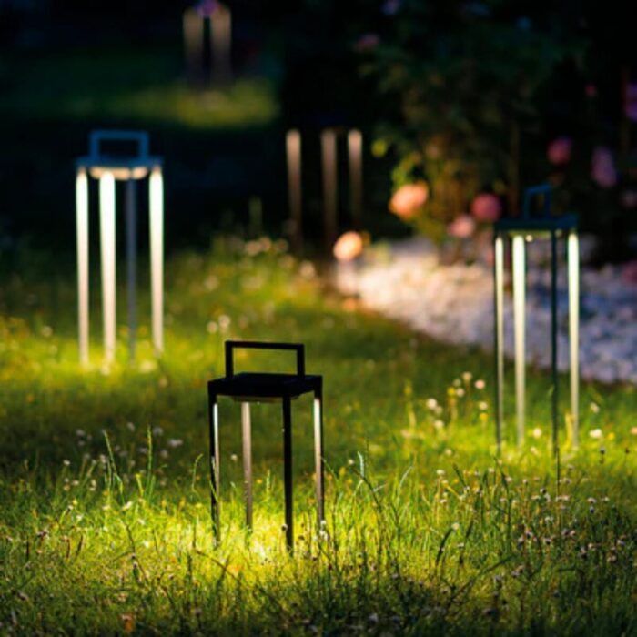 zafferano-luci-home-solar-2-lampada-da-terra-nero-opaco-2.jpg Zafferano Luci HOME SOLAR 2 Lampada da terra - nero opaco