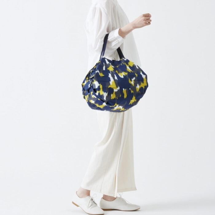 shupatto-compact-m-borsa-pieghevole-15l-2.jpg Shupatto COMPACT M Borsa pieghevole 15L