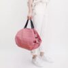 shupatto-compact-s-borsa-pieghevole-7-5l-rosa-2.jpg Shupatto COMPACT S Borsa pieghevole 7,5L - rosa
