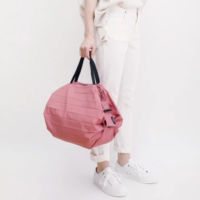shupatto-compact-s-borsa-pieghevole-7-5l-rosa-2.jpg Shupatto COMPACT S Borsa pieghevole 7,5L - rosa