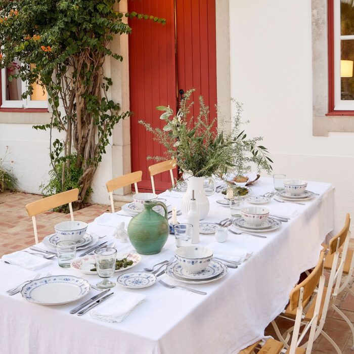 costa-nova-vila-piatto-piano-27cm-white-blue-3.jpg Costa Nova VILA Piatto piano 27cm - white-blue