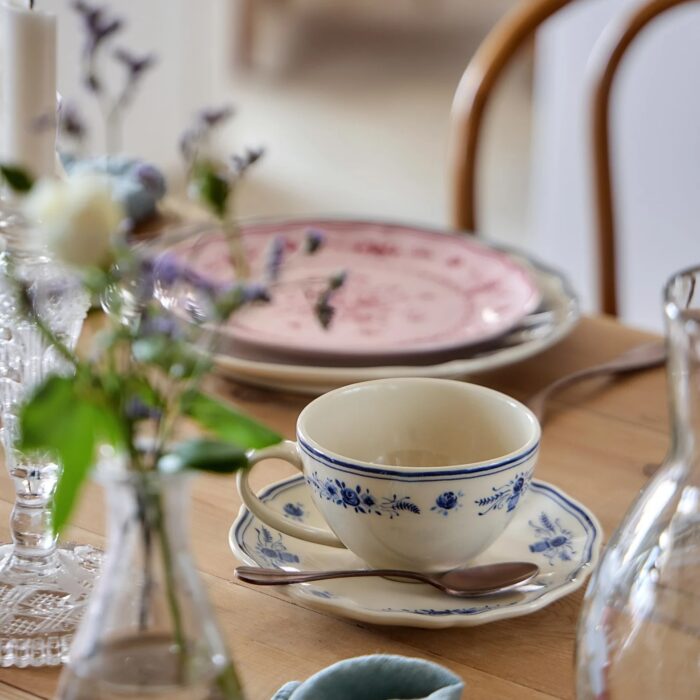 costa-nova-vila-tazza-the-con-piattino-26cm-beige-blue-2.jpg Costa Nova VILA Tazza the con piattino 26cm - beige-blue