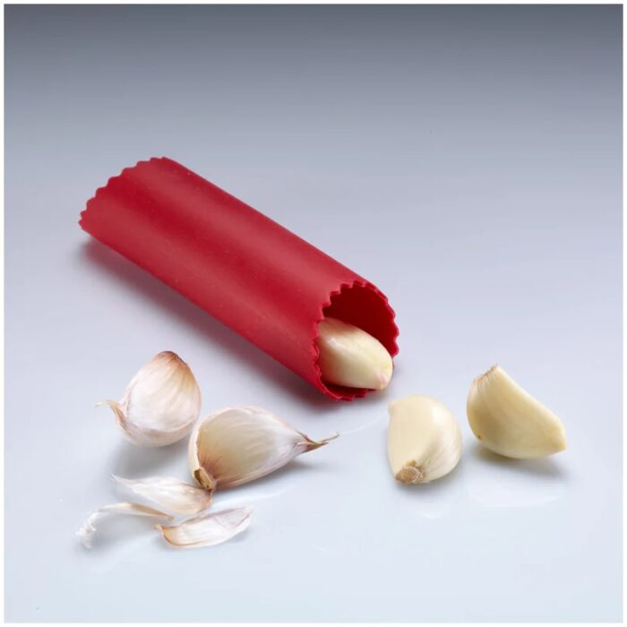 westmark-peel-fix-sbuccia-aglio-silicone-rosso-3.jpg Westmark PEEL-FIX Sbuccia aglio silicone - rosso