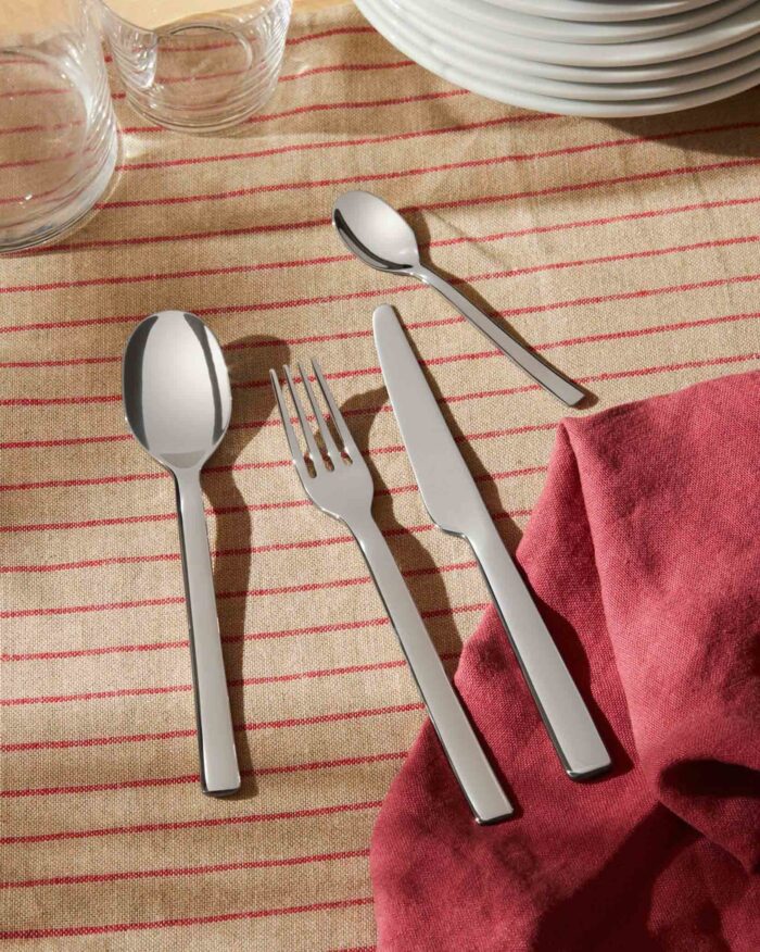 alessi-ovale-set-posate-per-6-persone-24-pezzi-3.jpg Alessi OVALE Set posate per 6 persone 24 pezzi