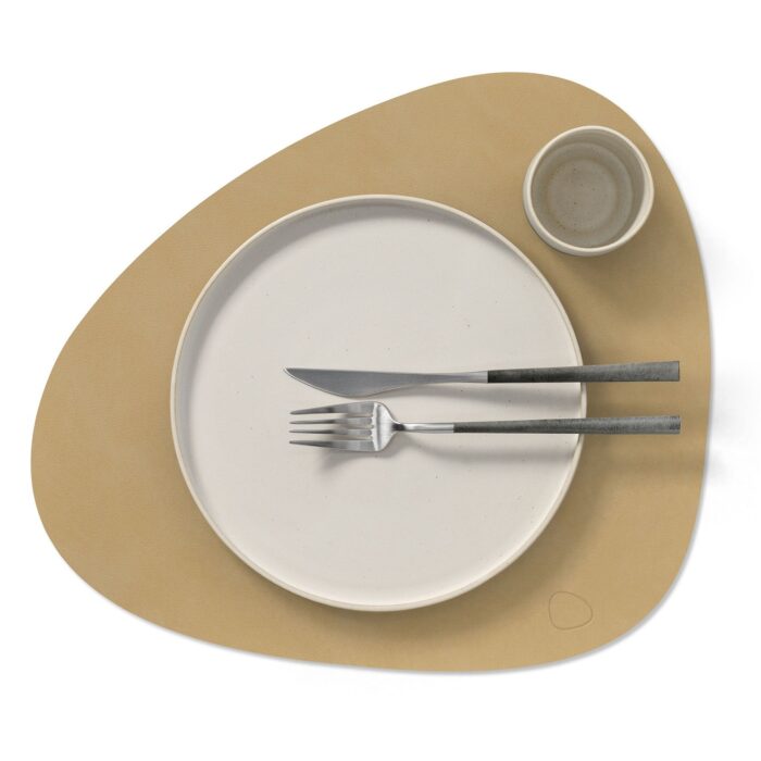 linddna-table-mats-tovaglietta-curva-khaki-2.jpg LINDDNA TABLE MATS Tovaglietta curva - khaki