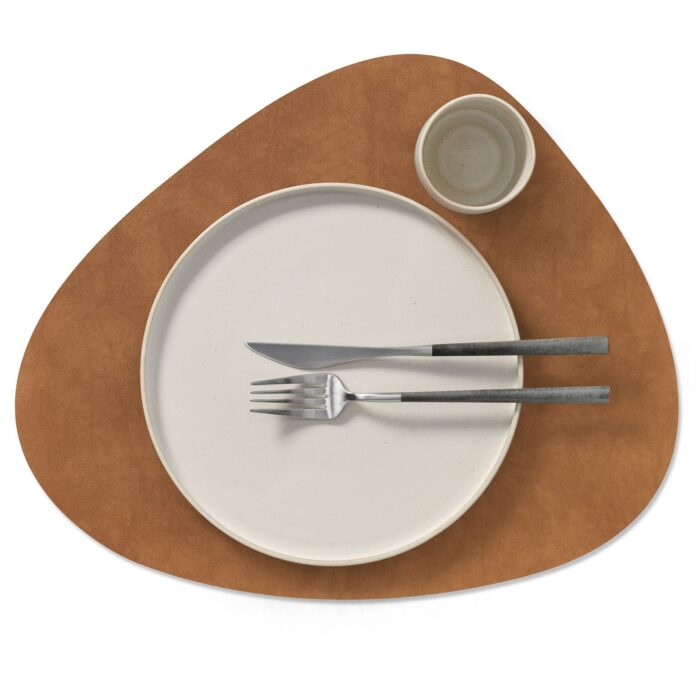 linddna-table-mats-tovaglietta-curva-reversibile-army-green-nature-3.jpg LINDDNA TABLE MATS Tovaglietta curva reversibile - army green / nature