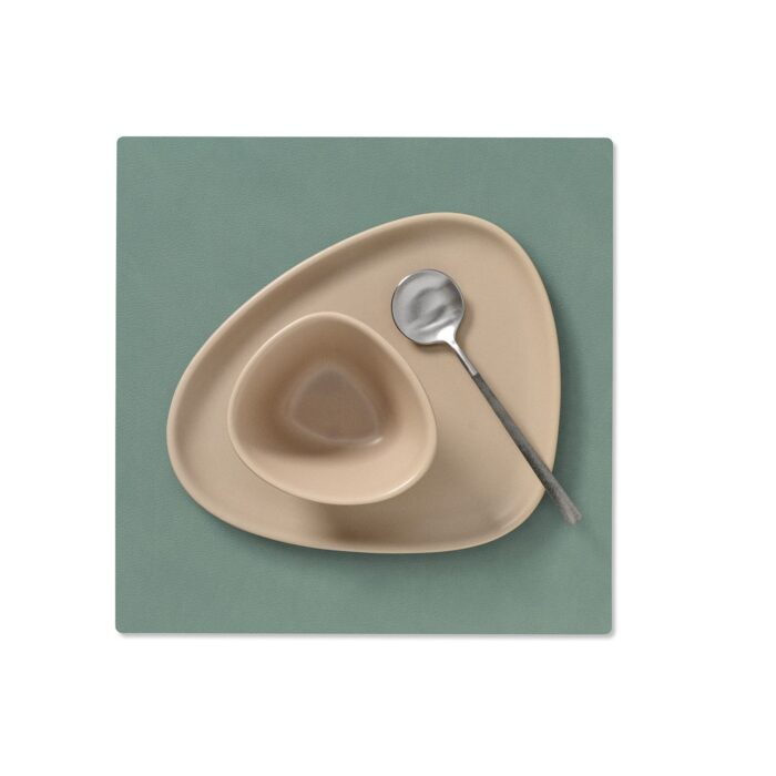 linddna-table-mats-tovaglietta-quadrata-reversibile-anthracite-pastel-green-2.jpg LINDDNA TABLE MATS Tovaglietta quadrata reversibile - anthracite / pastel green