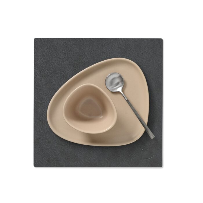linddna-table-mats-tovaglietta-quadrata-reversibile-anthracite-pastel-green-3.jpg LINDDNA TABLE MATS Tovaglietta quadrata reversibile - anthracite / pastel green