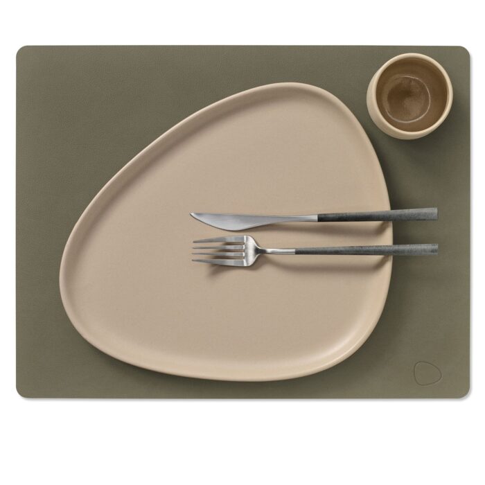 linddna-table-mats-tovaglietta-rettangolare-reversibile-army-green-nature-2.jpg LINDDNA TABLE MATS Tovaglietta rettangolare reversibile - army green / nature