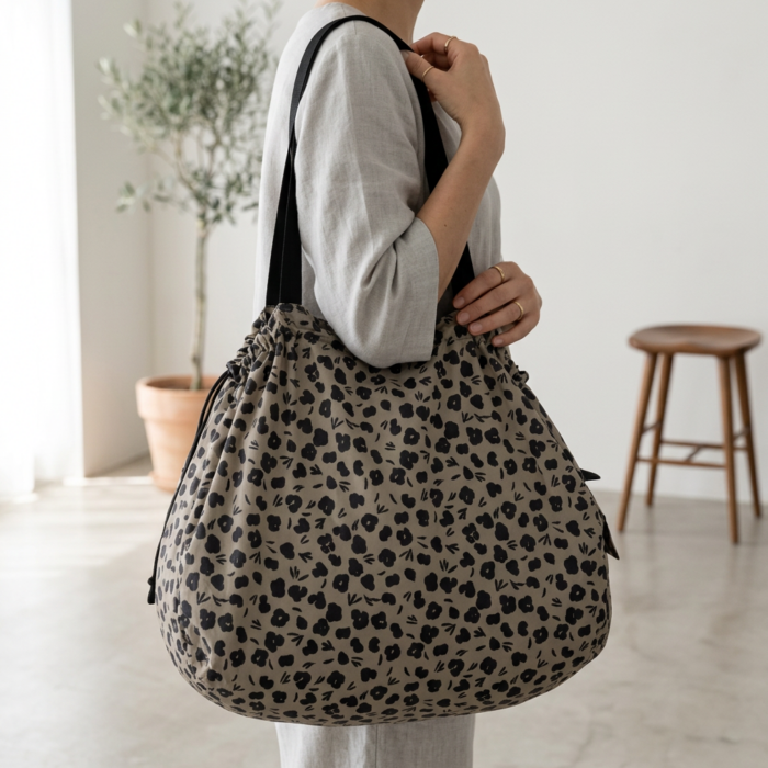 shupatto-compact-l-borsa-pieghevole-40l-2-1.png Shupatto COMPACT L Borsa pieghevole 40L