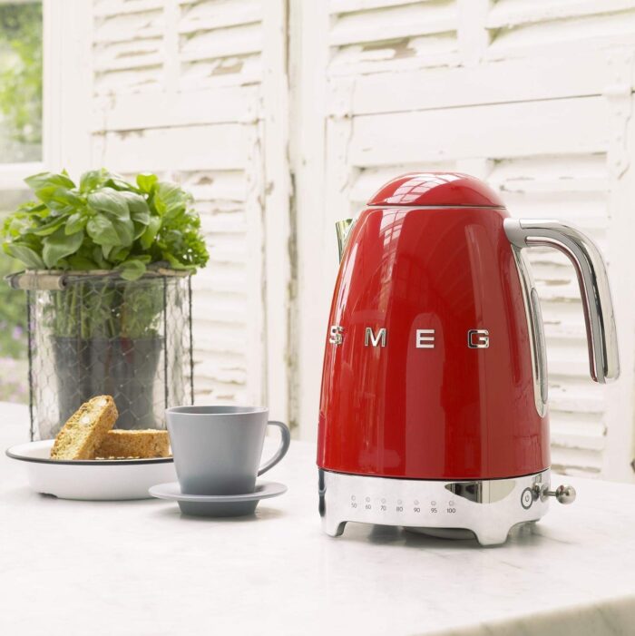 smeg-bollitore-a-temperatura-viariabile-rosso-2.jpg Smeg Bollitore a temperatura viariabile - rosso
