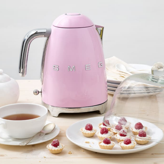 smeg-bollitore-standard-1-7l-rosa-2.png Smeg Bollitore standard 1,7L - rosa