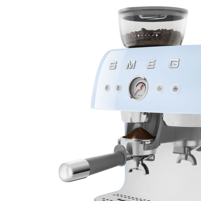 Smeg Macchina da caffè espresso con macinacaffè integrato EGF03 - azzurro