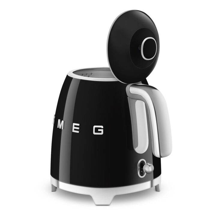 smeg-mini-bollitore-0-8l-nero-2.jpg Smeg Mini bollitore 0,8L - nero