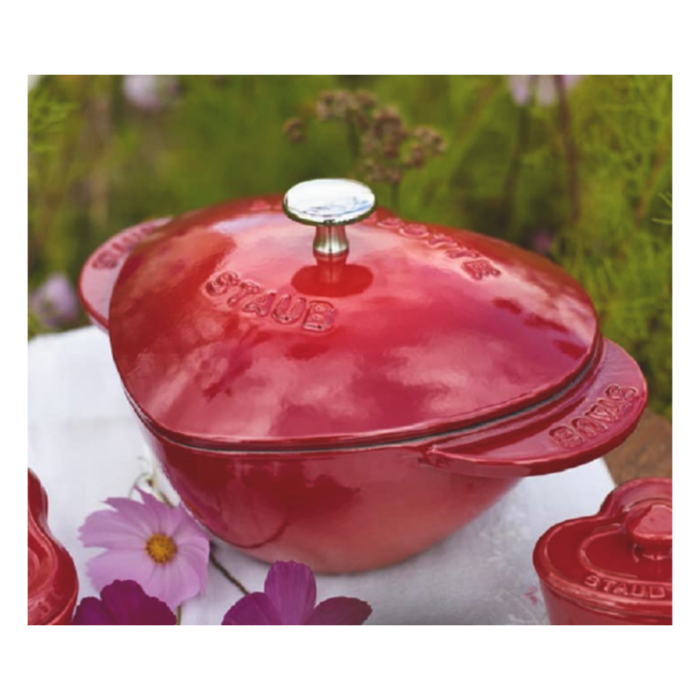 staub-cuore-cocotte-in-ghisa-vetrificata-20cm-rosso-2-1.png Staub CUORE Cocotte in ghisa vetrificata 20cm - rosso
