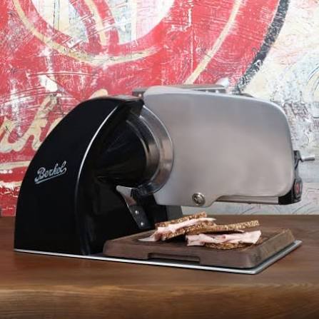 berkel-home-line-plus-affettatrice-200mf-nero-2.jpg Berkel HOME LINE PLUS Affettatrice 200MF - nero