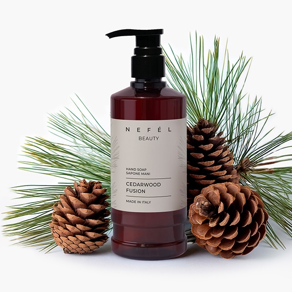 nefel-hand-soap-sapone-mani-480ml-cedarwood-fusion-3.jpg Nefél HAND SOAP Sapone mani 480ml - cedarwood fusion