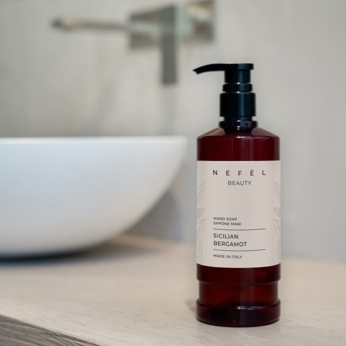 nefel-hand-soap-sapone-mani-480ml-sicilian-bergamot-2.jpg Nefél HAND SOAP Sapone mani 480ml - sicilian bergamot