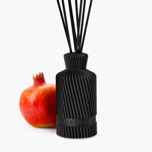 nefel-reed-diffuser-waves-diffusore-per-ambiente-250ml-date-pomegranate-1.jpg Nefél REED DIFFUSER WAVES Diffusore per ambiente 250ml - date & pomegranate
