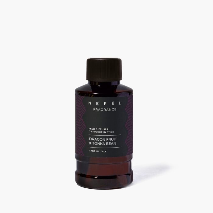 nefel-reed-diffuser-waves-refill-per-diffusore-250ml-dragon-fruit-tonka-bean-1.jpg Nefél REED DIFFUSER WAVES Refill per diffusore 250ml - dragon fruit & tonka bean